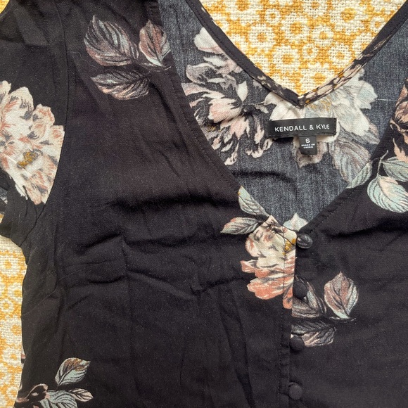 Pacsun Kendall & Kylie Crop Floral Tank Size Small - Picture 2 of 2